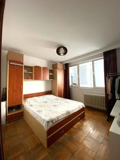 2 camere, renovat, mobilat, vedere panoramica,  2 statii metrou Eroii Revolutiei - 1