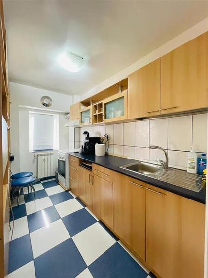 VANZARE GARSONIERA ZONA  MIRCEA VODA NERVA TRAIAN SECTOR 3 - 6