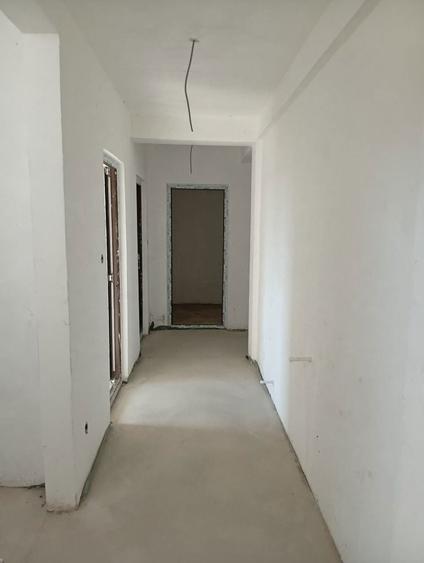 Casa Sendreni 105000 euro 240mp utili 460mp teren proprietate - 4