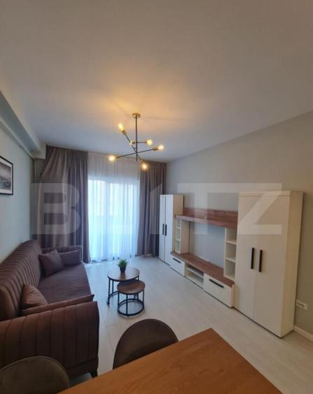 Apartament semidecomandat, lift, parcare subterana, zona Ero - 2