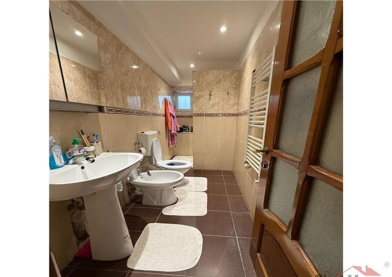 Garsoniera confort 1 , parter, 40mp, mobilata si utilata , B - 4