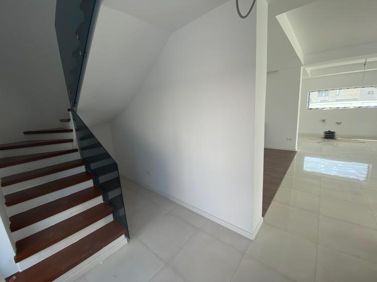 Casa individuala cu 4 camere. Comision 0,direct dezvoltator. - 10