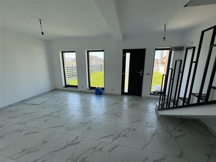 Vila P+1 de vanzare in Cartier Doctor Carnabel (toate utilitatile) - 4