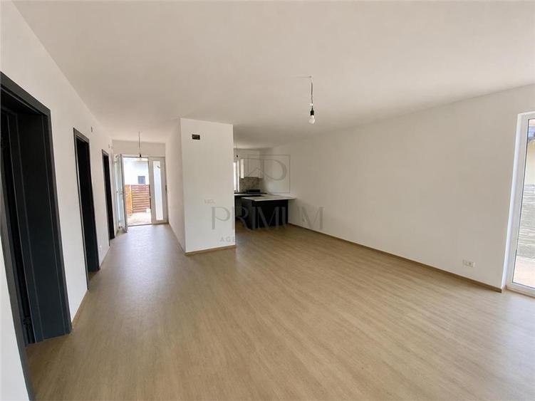 SANMIHAIUL ROMAN - CASA INDIVIDUALA 3 CAMERE - 2 BAI - 2 TERASE - 8