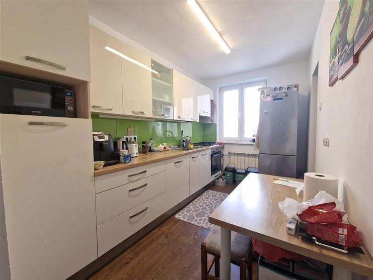 RECO apartament  3 camere Rogerius - 2