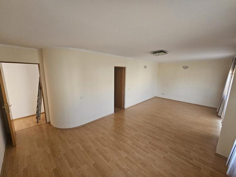 Vila individuala curte proprie garaj sutuata in complexul rezidential The Class - 6