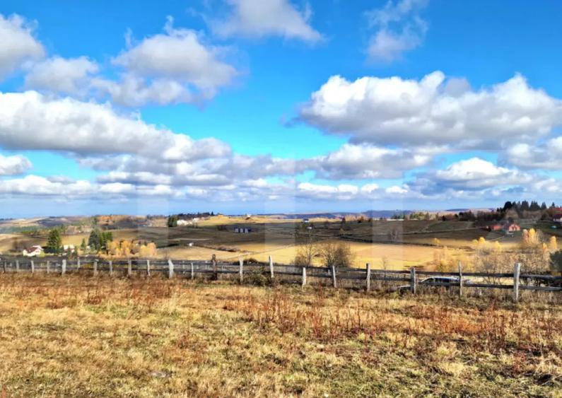 Teren parcelabil, front la strada, 2965mp, utilitati in zona - 1