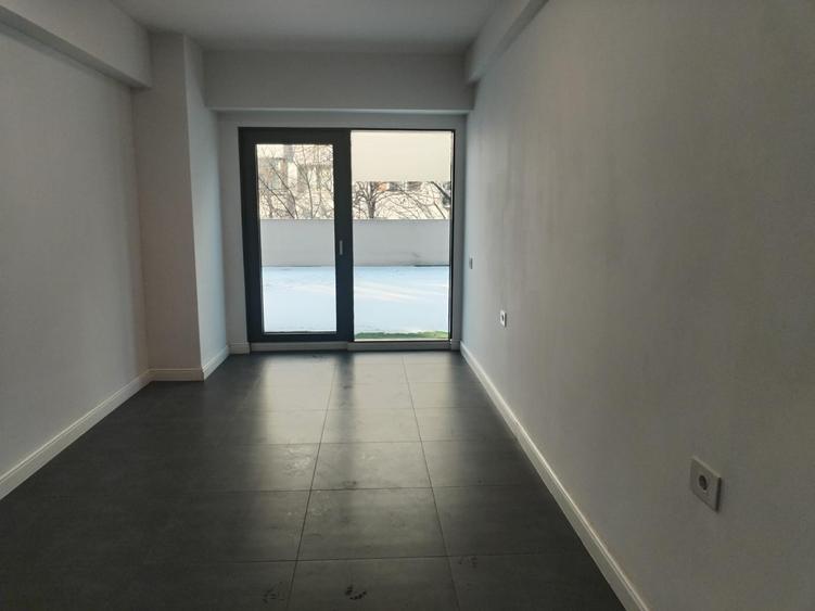 Vis a vis de Palas Mall -ideal ca birou  Cod:159852 - 11