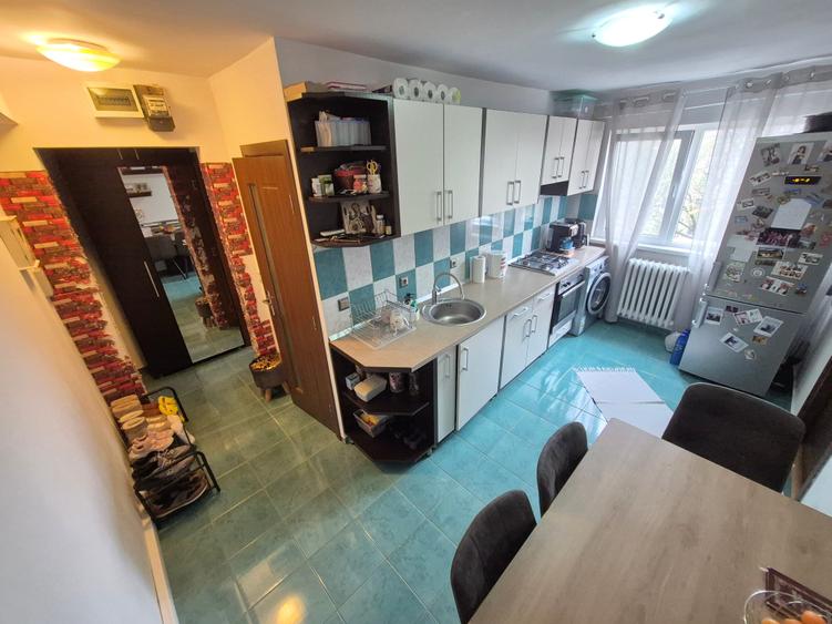 2 Cam-Sagului--5 Min Centru-Mobilat--Aer conditionat-- 42 MP - 74.000 Euro ! - 1