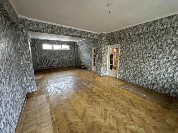 De vânzare Casa P+2 Zona Centrala 0% Comision - 9