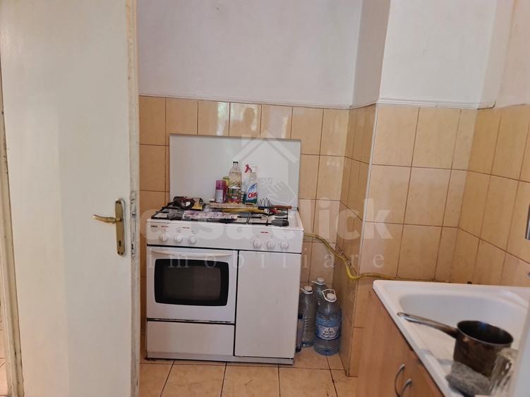 Apartament cu 3 camere în inima Galațiului, etaj intermediar, zonă ultracentrala - 12