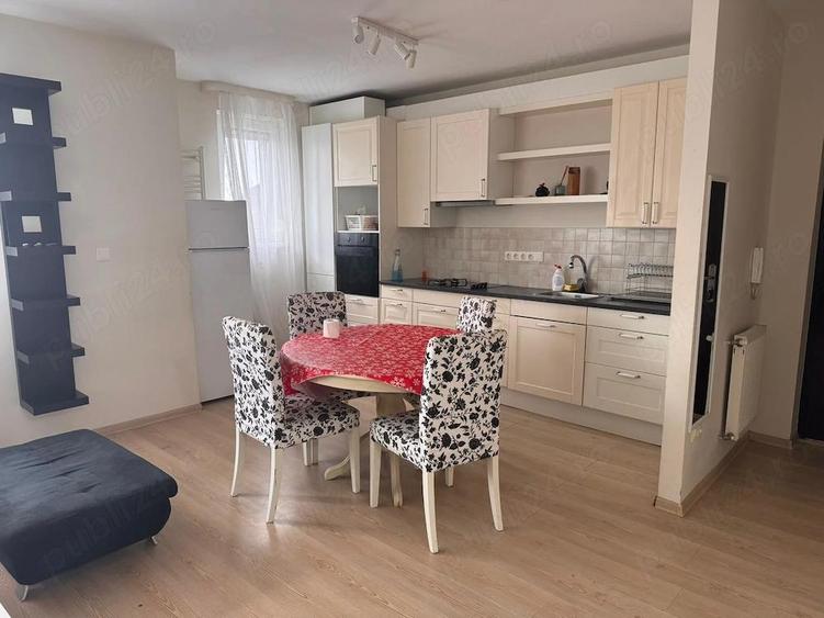 De iinchiriat 2 camere - 2