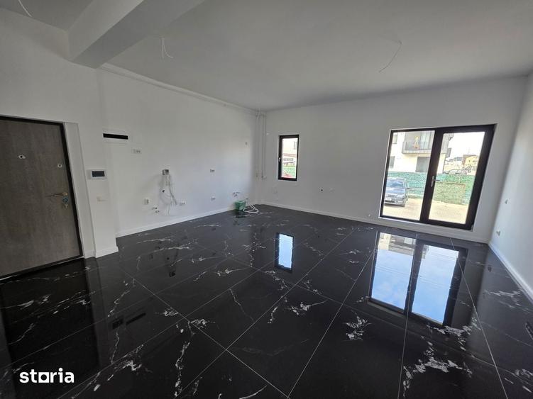 Spa?iu Comercial / 3 Locuri Parcare /Bragadiru Cartierul Independen?ei - 4