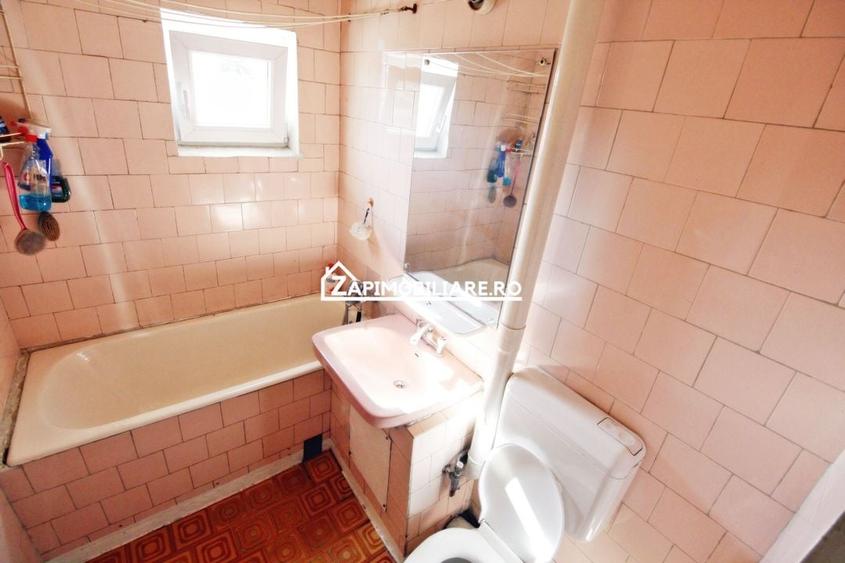 Dambu Pietros - Zona Ansamblul Muresul - 4 camere - 2 balcoane - 9