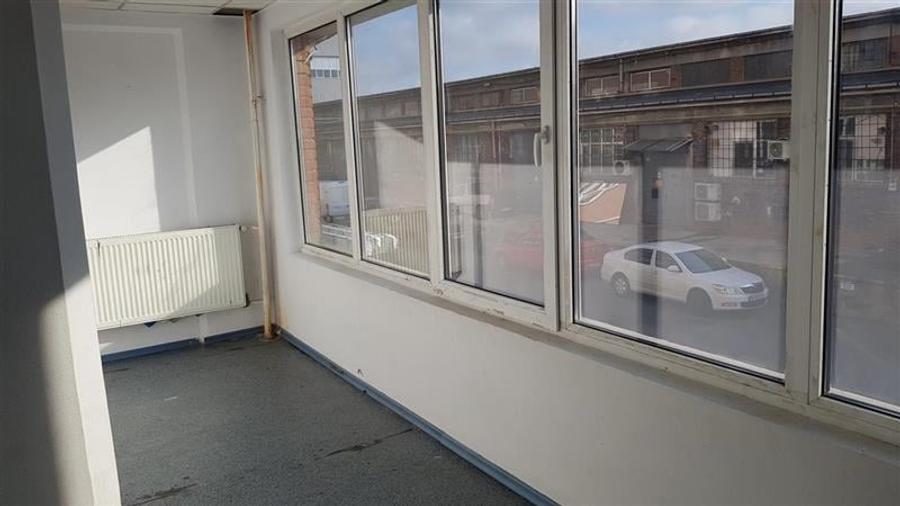 Spatiu pentru birou  - zona Baicului - 200 mp - 6