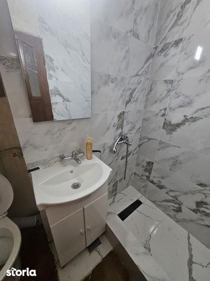 Inchiriez apartament 3 camere scoala 8 - 3