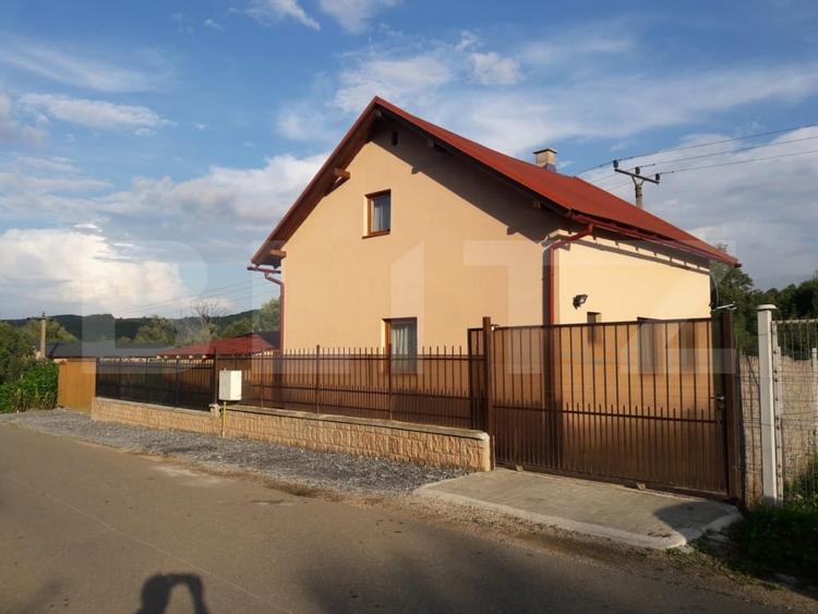 Casa la tara in Stolna – oaza de liniste, teren de 1.500 mp, complet utilata - 1