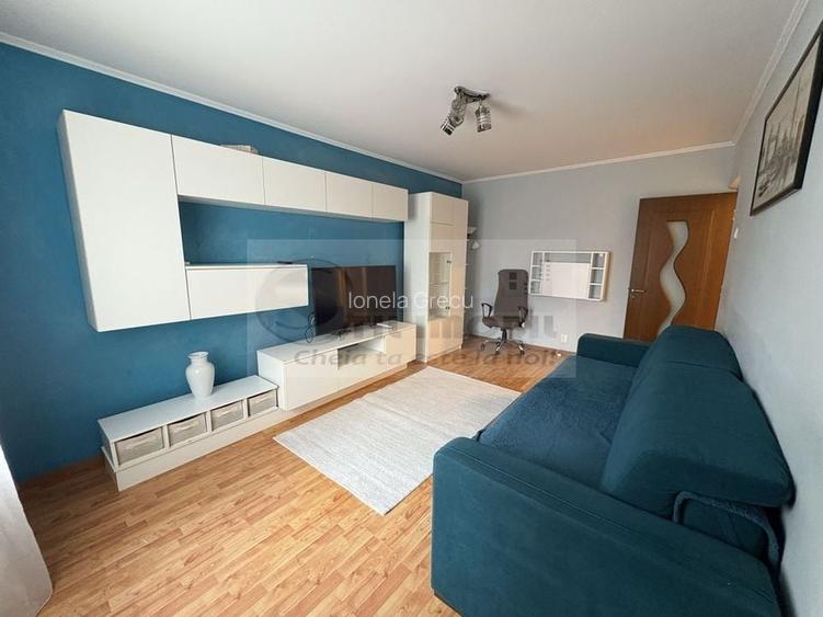 Apartament 2 camere decomandat - Alexandru cel Bun-Parcare privata Apartament 2 camere decomandat - Alexandru cel Bun-Parcare privata