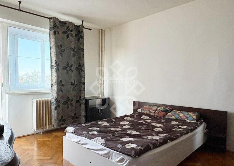 Apartament decomandat cu 3 camere, bd. Magheru Oradea Apartament decomandat cu 3 camere, bd. Magheru Oradea