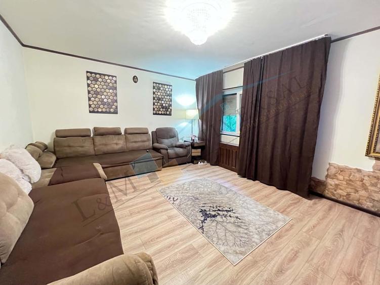 Apartament cu 2 camere decomandat în Decebal
