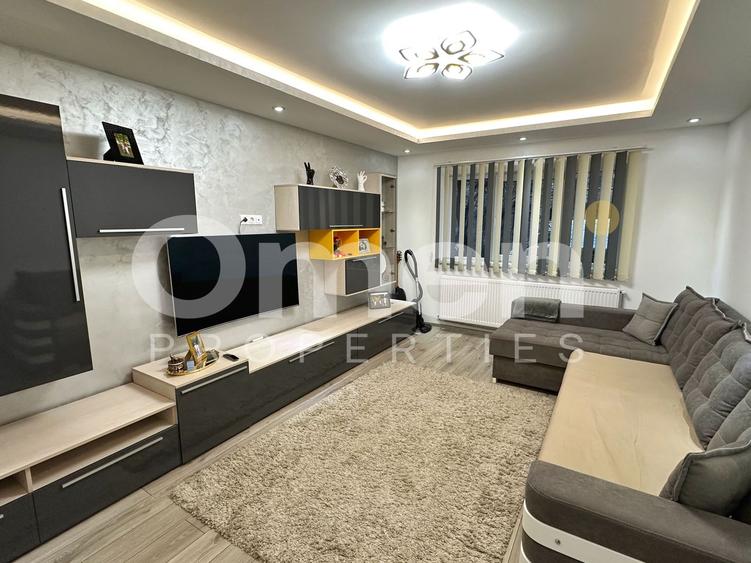 Apartament cu 2 camere semidecomandat, mobilat în Hotvon