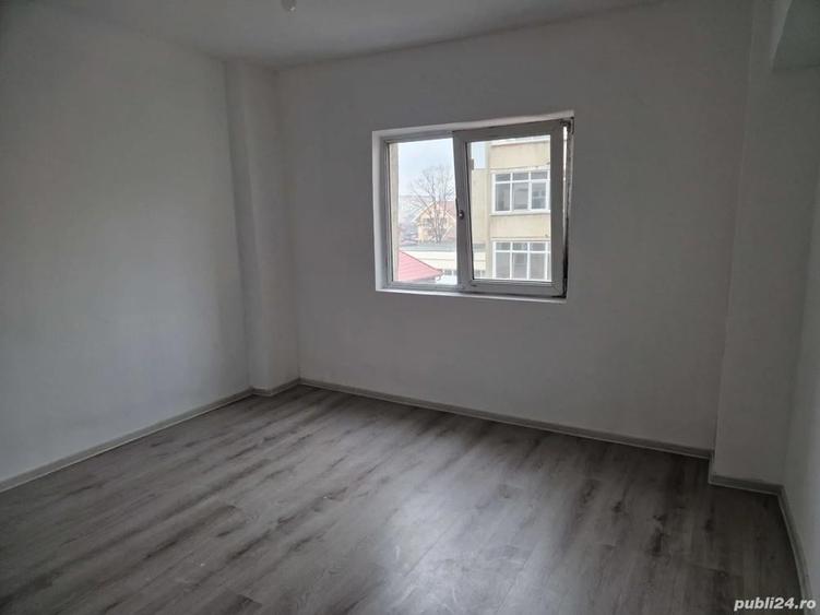 Apartament de vanzare, 4 camere Drobeta Turnu-Severin - 5