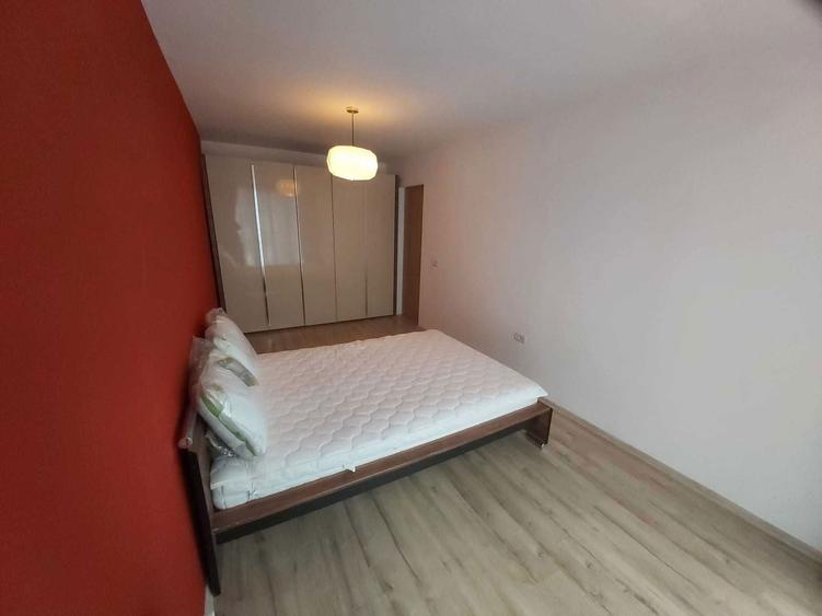 Inchiriez apartament 3 camere zona Lipovei - 10