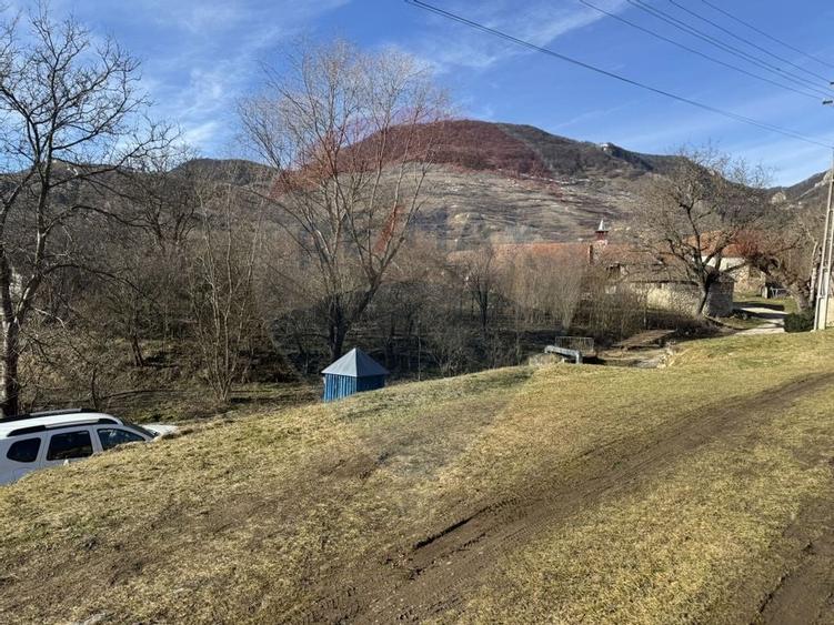 Casă din piatră la poalele Bedeleului – Izvoarele, Alba - 15