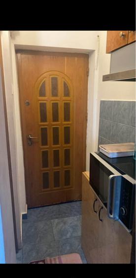 Inchiriez garsoniera - 3