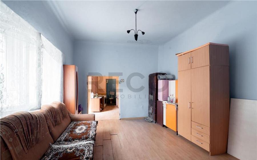 RECO, Casa din caramida, Zona Velenta, Oradea - 3
