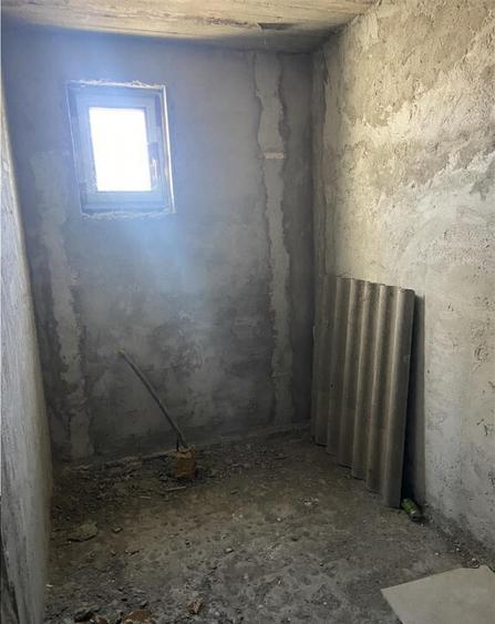 Casa de in sat Botarlau , parter si mansarda cu suprafata - 20