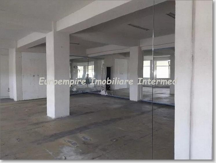 Cladire P+3 de inchiriat zona Far-Billa - 3