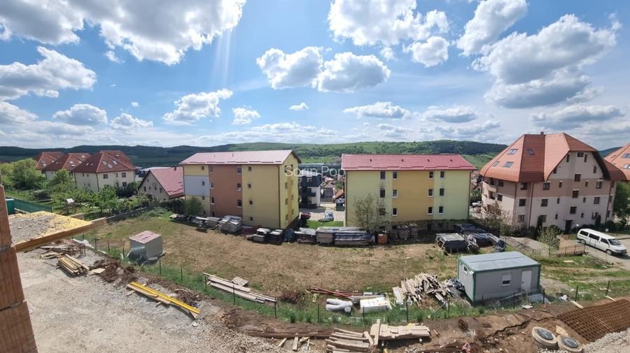 Apartament 3 camere, doua bai, orientare Sud , Baciu Regal Apartament 3 camere, doua bai, orientare Sud , Baciu Regal