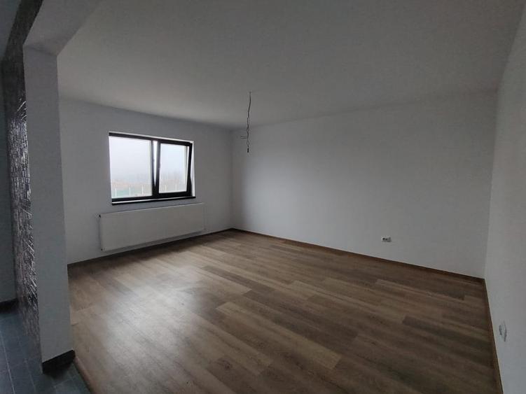 Casa cu 3 camere, intabulata, Horpaz - 13