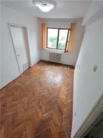EXCLUSIVITATE! Apartament 2 camere semidecomandat zona Unirii Sud