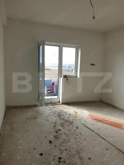 Casa individuala de vanzare in jucul de mijloc P+E - 9