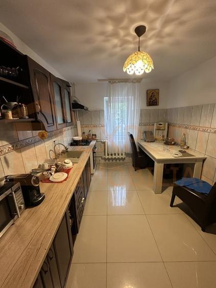 Apartament cu 4 camere decomandat, mobilat în Inel I