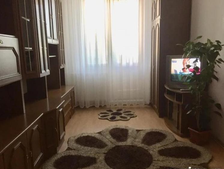 1 camera situat in zona Lipovei - 4