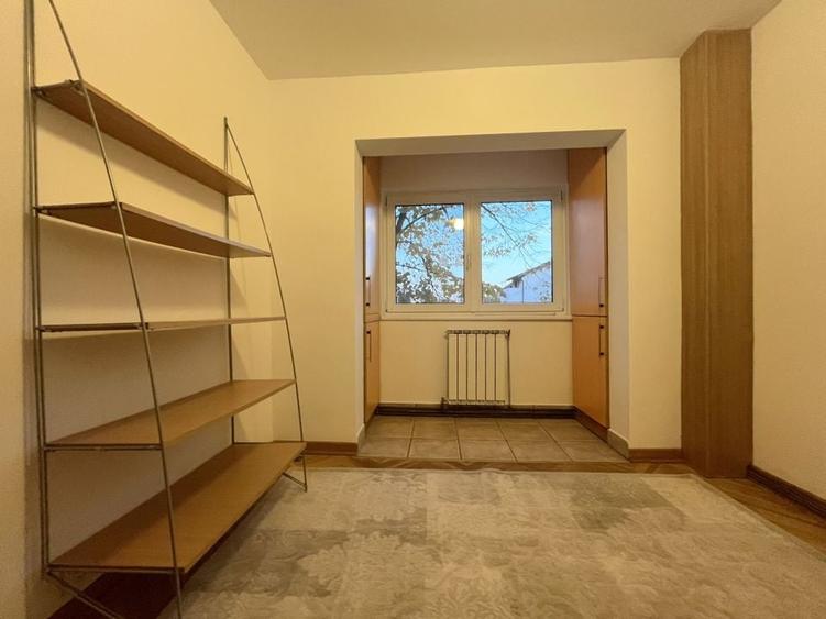 Apartament spațios de &icirc;nchiriat si garaj - Calea Aradului - 8