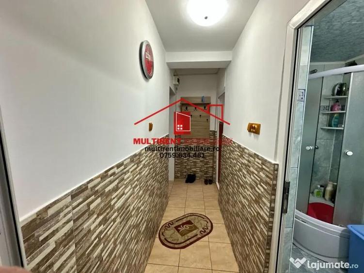 De vanzare Apartament 3 camere, strada Neptun, etaj 2 - 4
