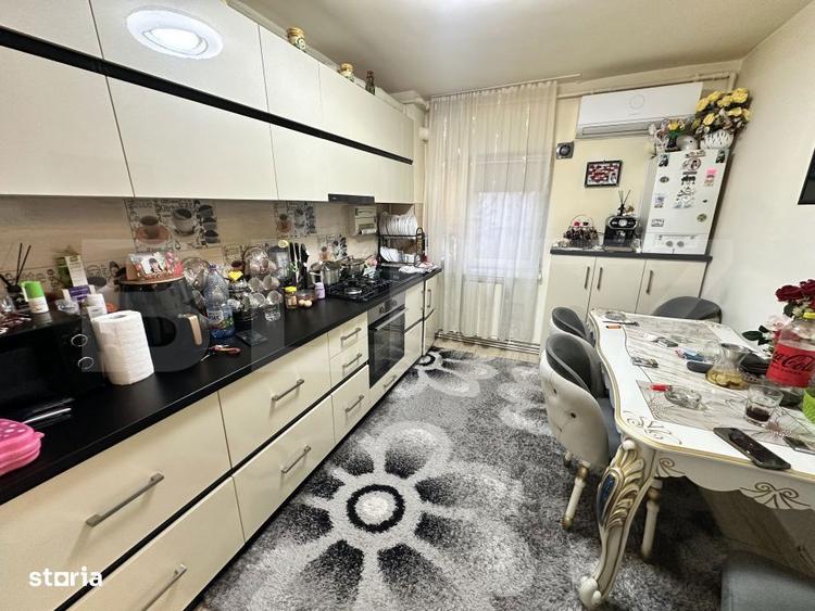 Apartament 3 camere decomandat, etaj 3/4, renovat ,zona excelenta - 2