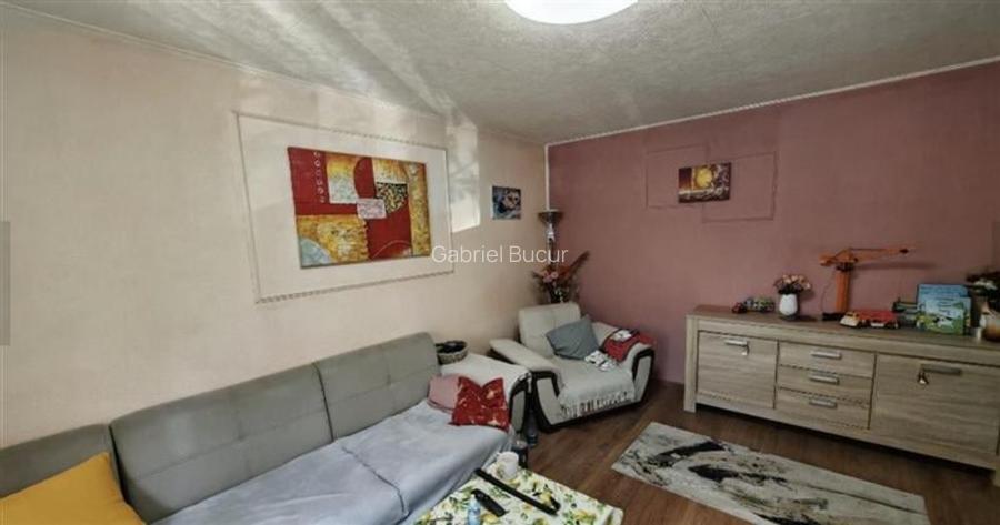 Vanzare Apartament 3 Camere Decomandat Berceni-Izvorul Muresului Vanzare Apartament 3 Camere Decomandat Berceni-Izvorul Muresului