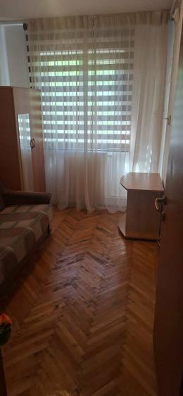 Apartament 3 camere , Et 1, Centala pe gaze, Balcon 48mp - 6