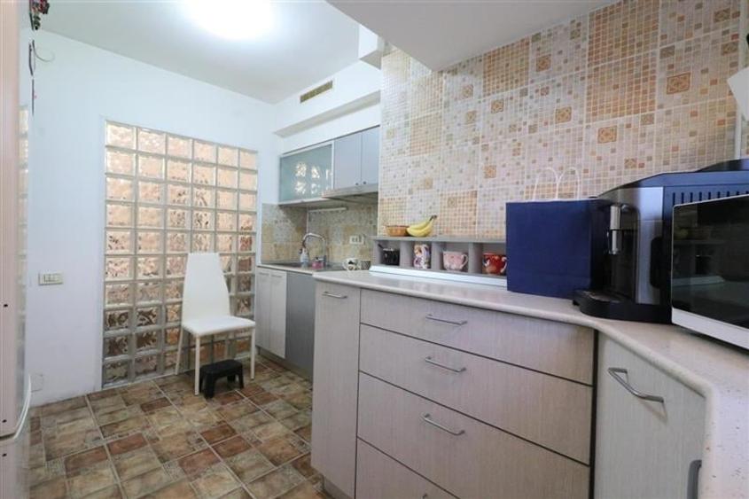 Apartament 3 camere, 2 bai,  Centru Casa de pensii - 14