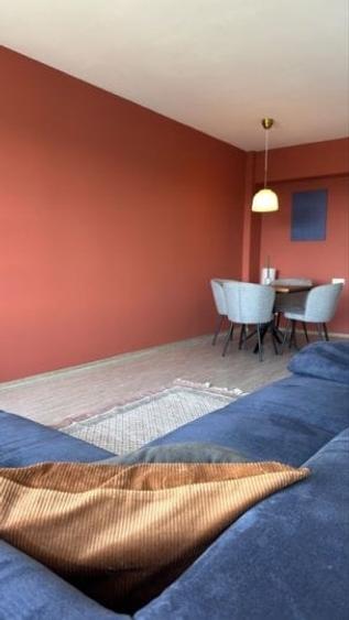 Apartament cu 3 camere decomandat, mobilat în Crângași