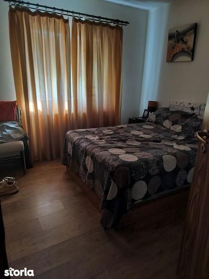 Vand casa parter cu mansarda Coliba?i - 12