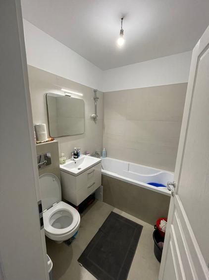 Decomandat - 2 Camere - Parcare - Prima inchiriere - CUG - 16