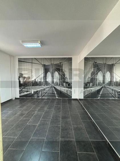 Spatiu de birou, 2 cai acces, terasa, zona Big - 3