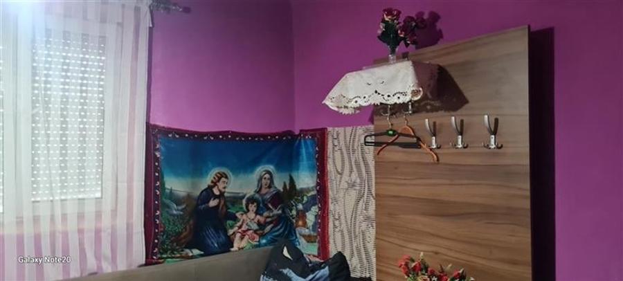 CASA PE COLT IN SIRIA CU TEREN MARE - 13