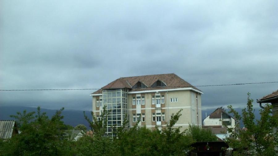 Spațiu comercial, de 2,260 mp, în Ultracentral